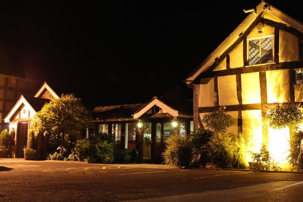 The Plough Inn & Restaurant Congleton Exteriör bild